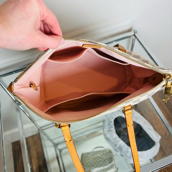 Authentic Louis Vuitton IENA PM D.AZUR - Picture 11 of 16